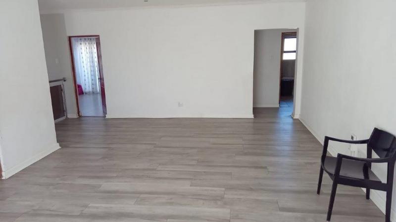 To Let 4 Bedroom Property for Rent in Ladybrand Free State
